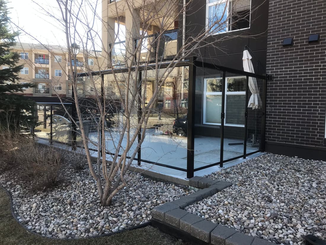 Aluminum privacy wall project in Edmonton — photo 13